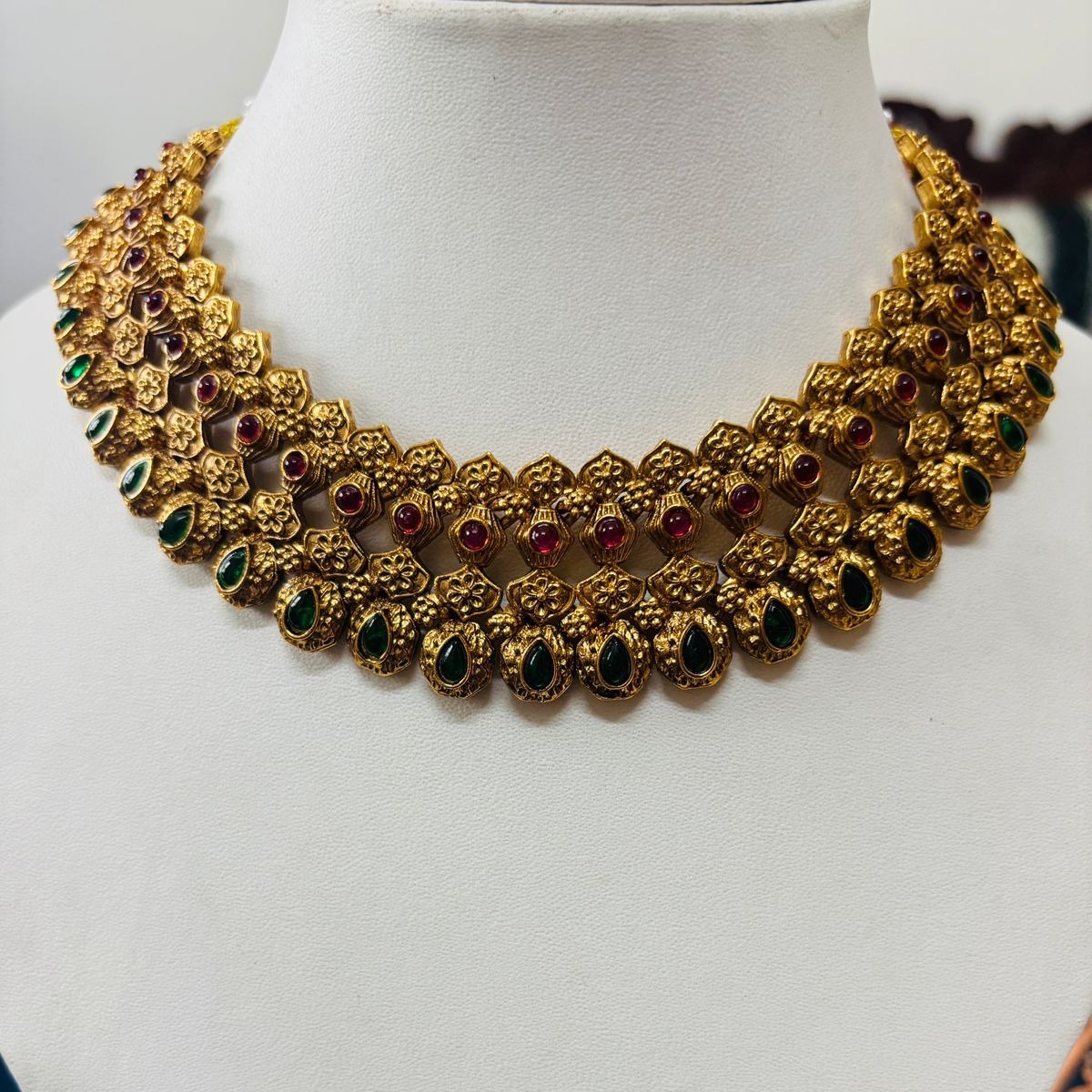 Temple blossom necklace